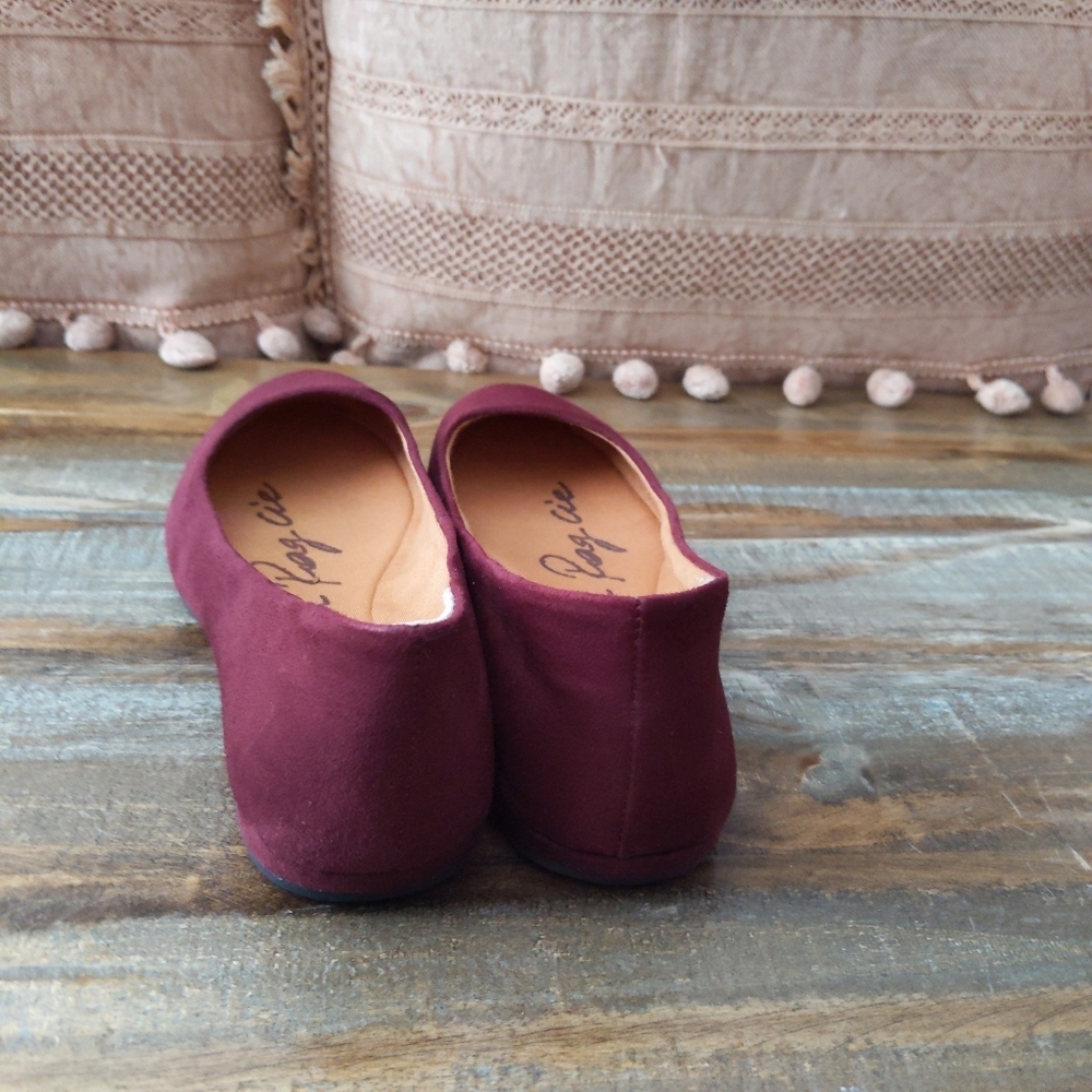 🆕🌿MAROON FLATS🌿 - Picture 7 of 9